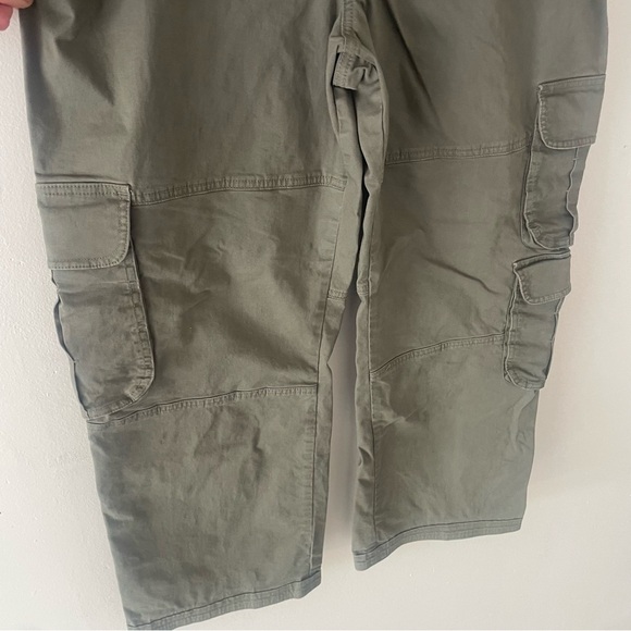 Abercrombie & Fitch Green Relaxed Carpenter Cargo Pants 37248 - Picture 7 of 13